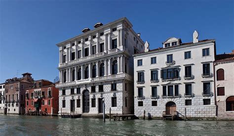 fondazione prada venezia venezia italia|fondazione prada.